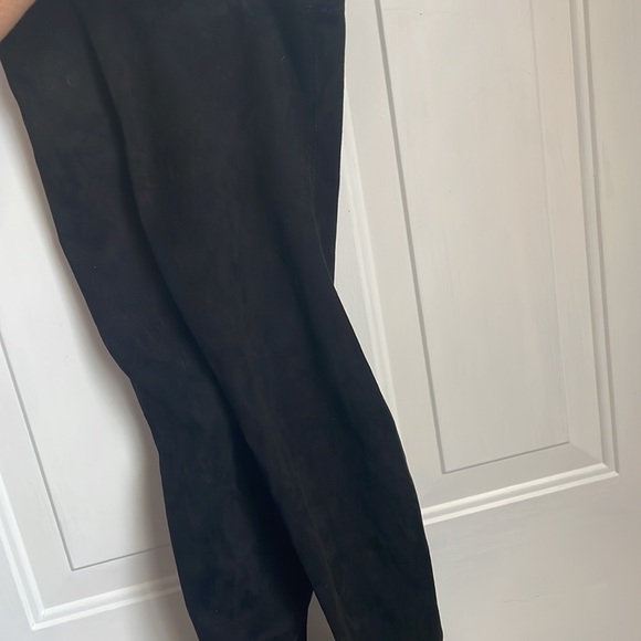 Gorgeous thigh high black heeled boots.Impeccable condition w/no imperfections - Picture 2 of 4